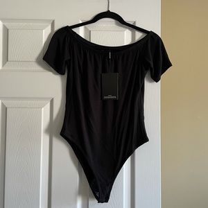 NWT PrettyLittleThing Black Off the Shoulder Bodysuit